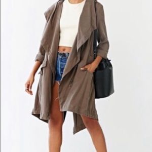 UO SILENCE + NOISE Waylon Jacket, Taupe/Brown, Size Med, Modern, nice material.